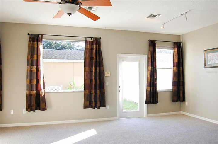 Property Photo: 8607 Danforth Drive FL 34786