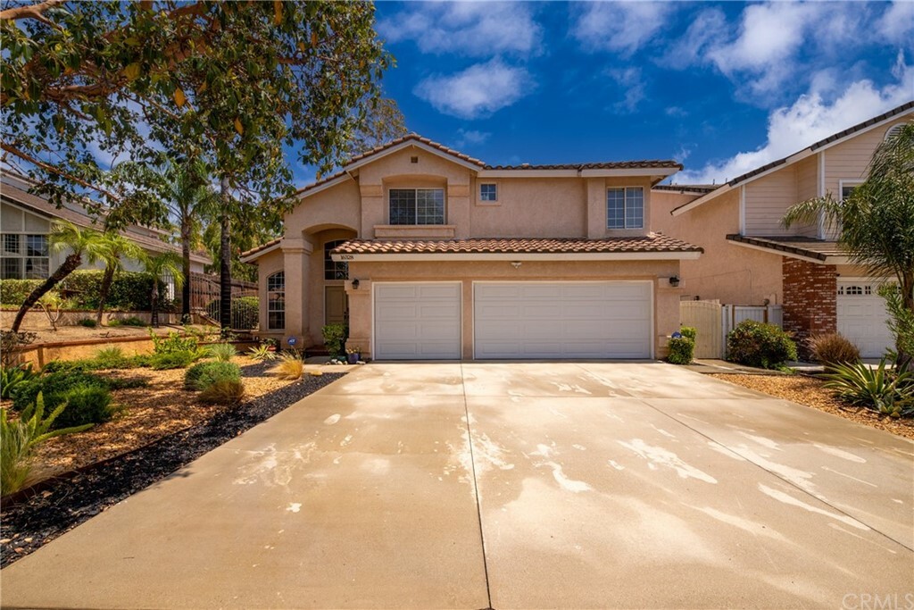 Property Photo:  16328 Mountain Mist Street  CA 92503 