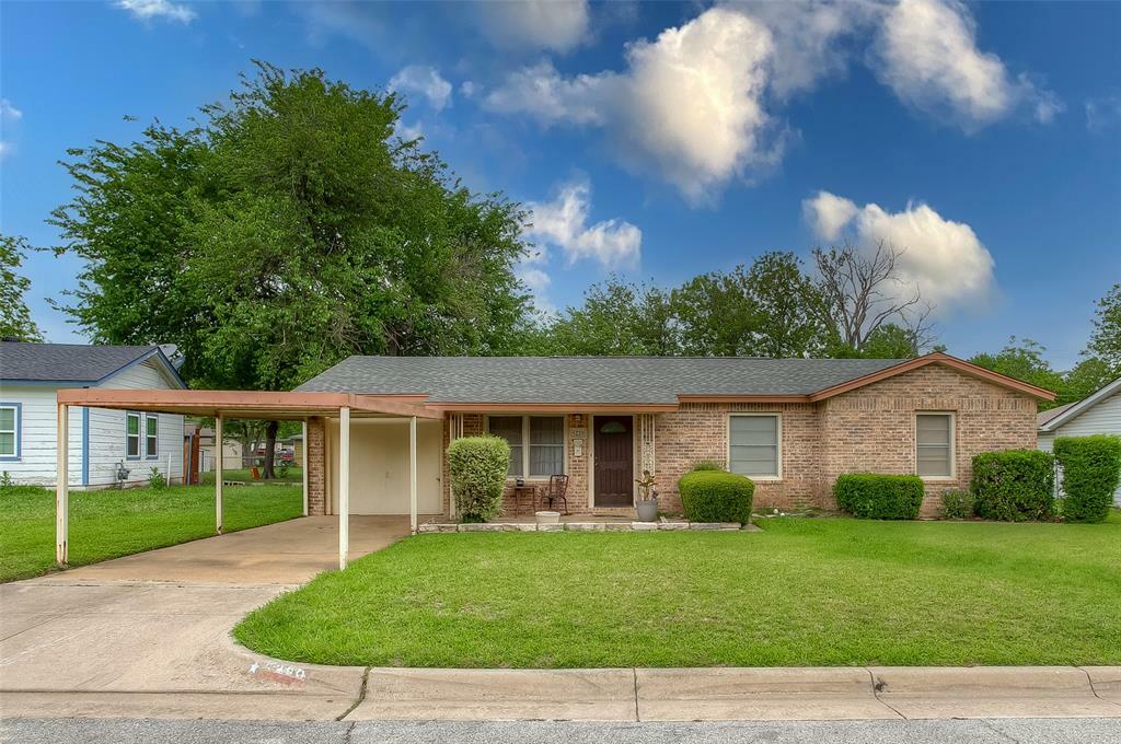 Property Photo:  5229 Ira Street N  TX 76117 