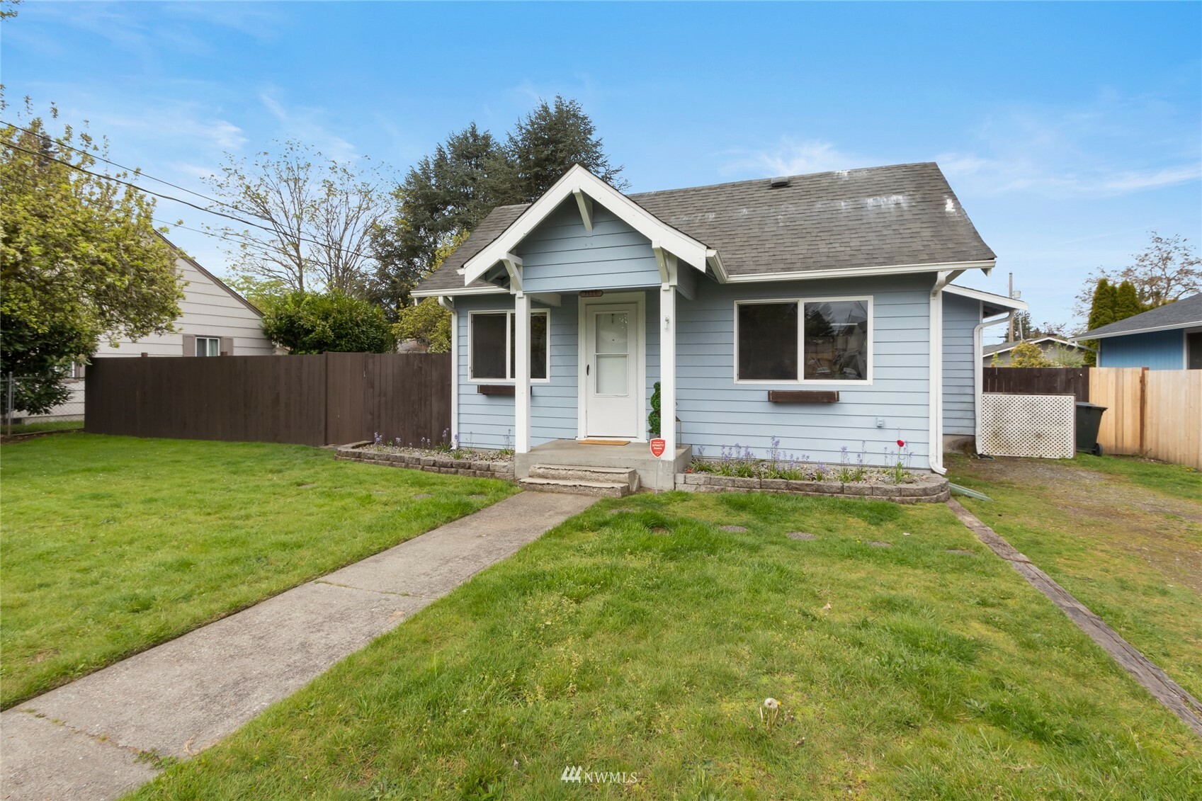 Property Photo:  7626 S Winnetka Street  WA 98408 