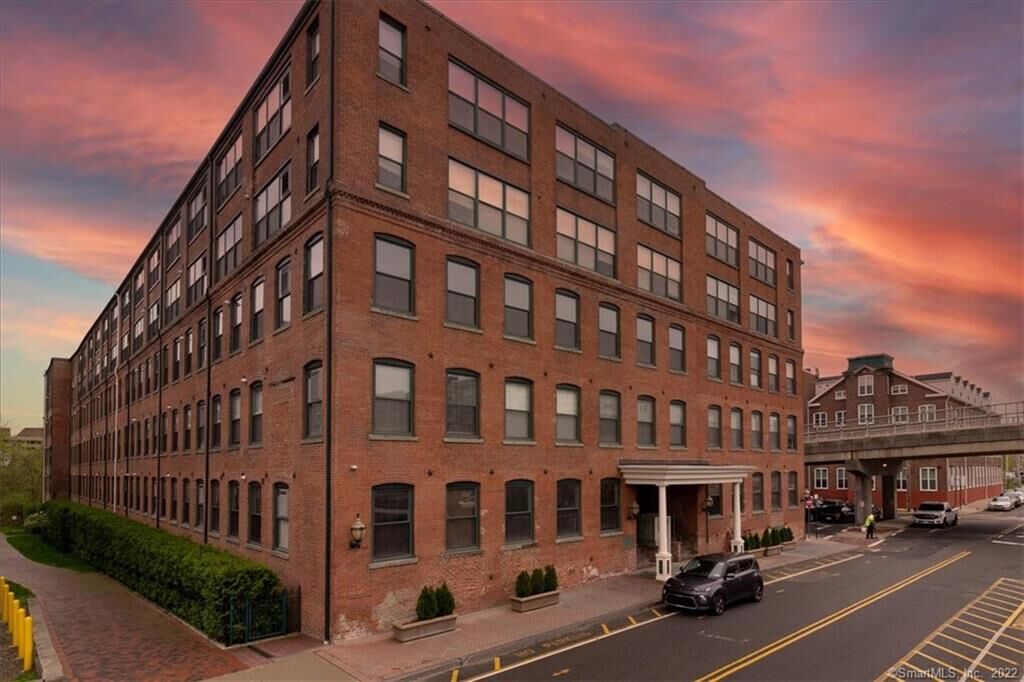 Property Photo:  145 Canal Street 309  CT 06484 