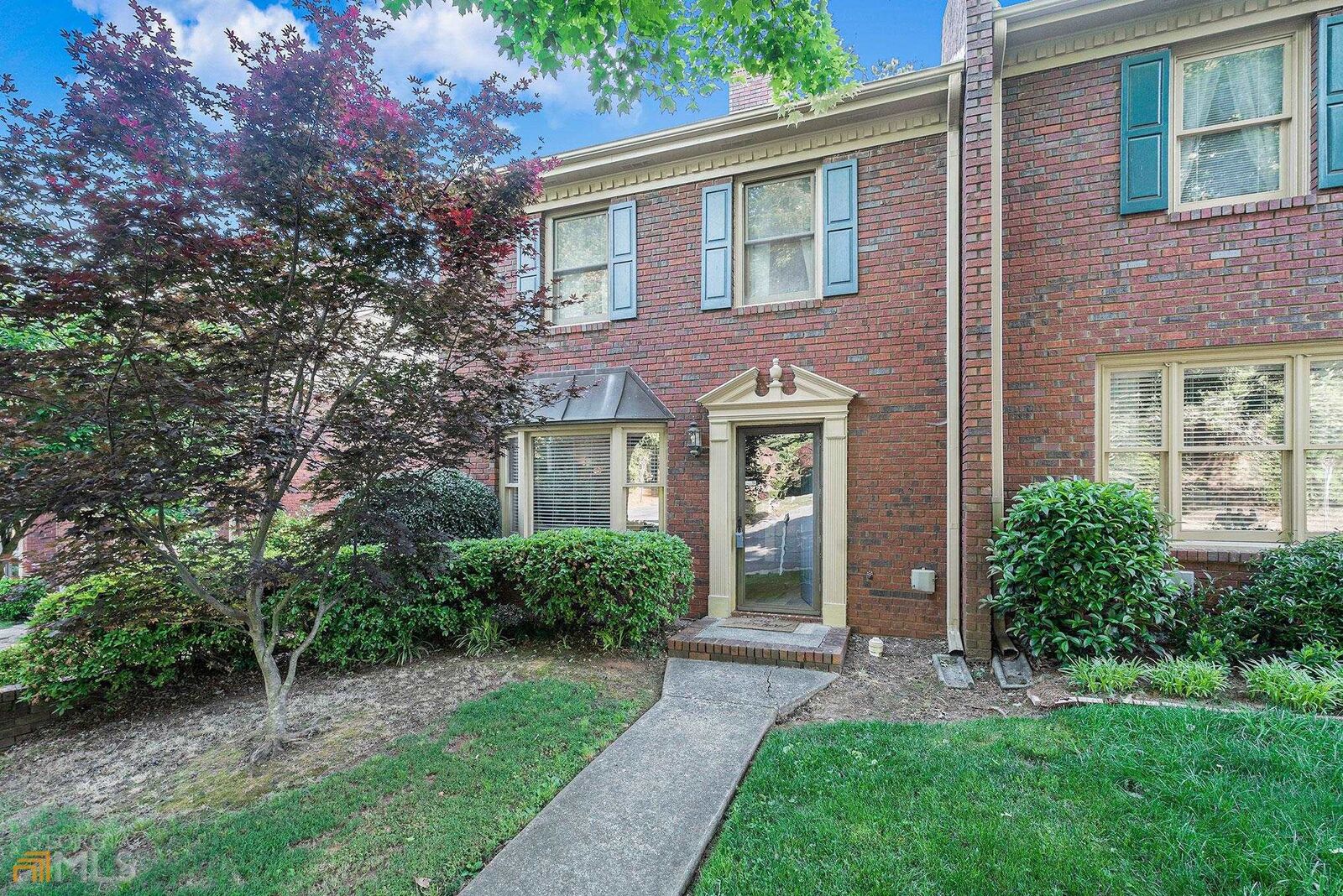 Property Photo: 209 Braxton Place GA 30084