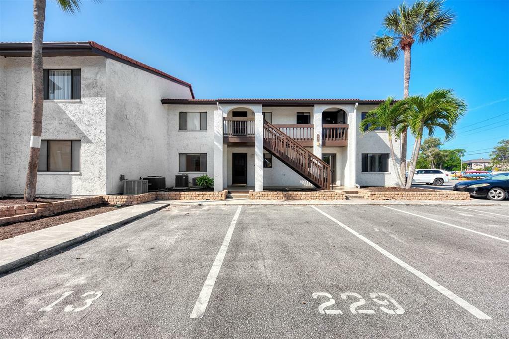 1634 Stickney Point Road 34-101  Sarasota FL 34231 photo