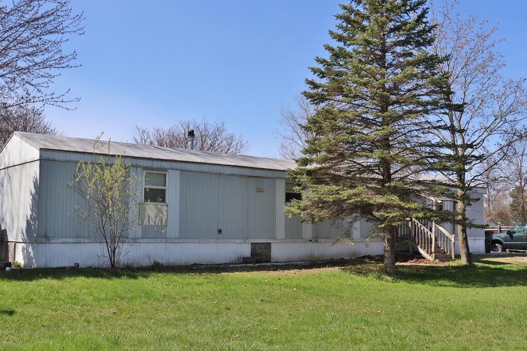 Property Photo:  76 Honey Drive  NY 12901 