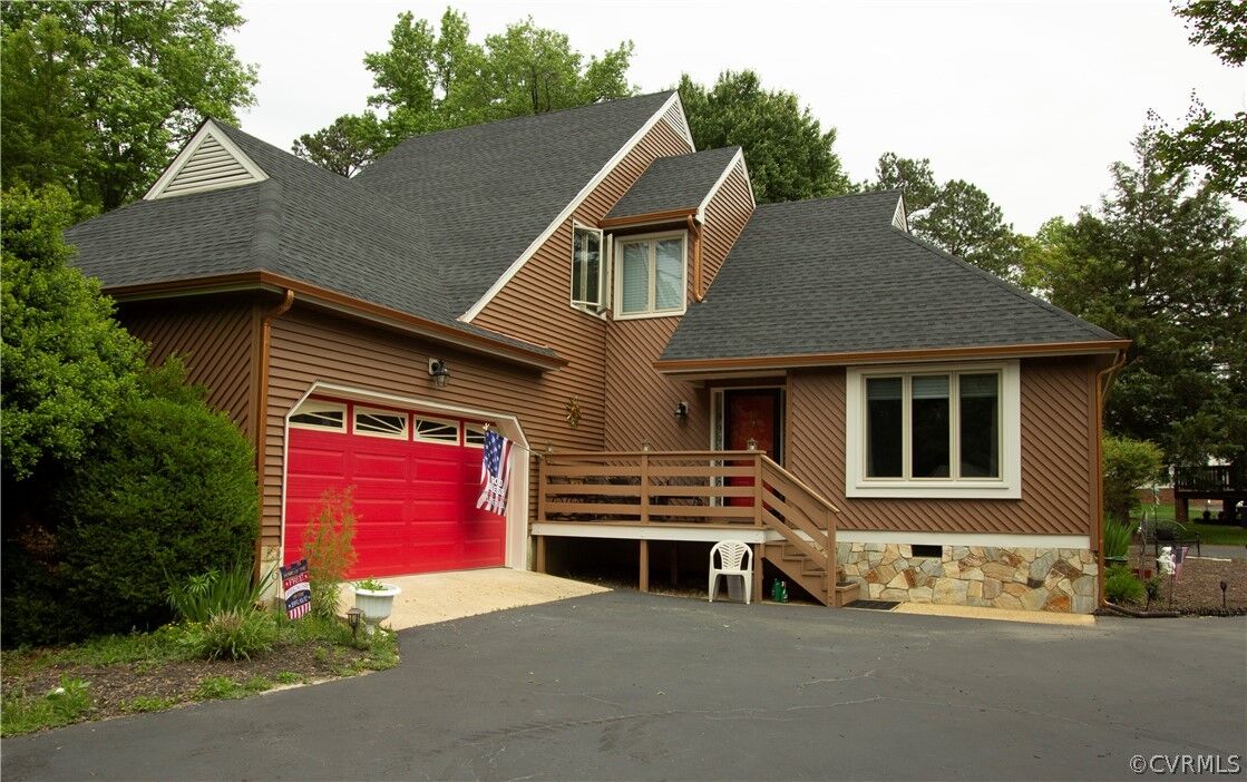 Property Photo: 8234 Ellerson Wood Court VA 23111