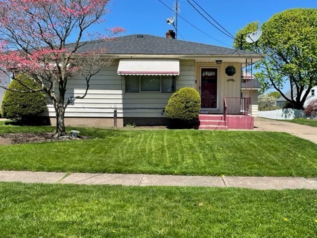 1412 W 33rd Street  Erie PA 16508 photo