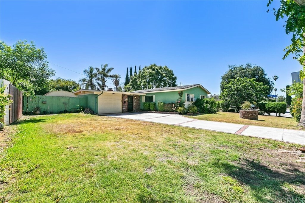 Property Photo:  1943 Wickshire Avenue  CA 91745 