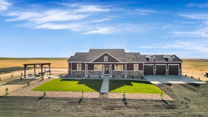 Property Photo: 6810 N Manilla Road CO 80102