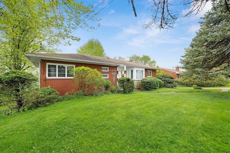 Property Photo:  357 Churchill Rd  PA 15235 