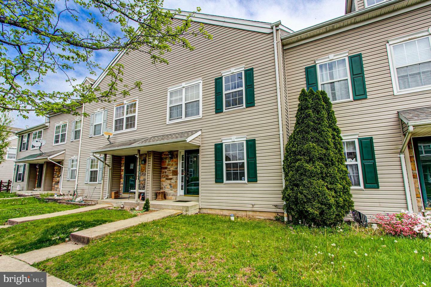 Property Photo: 28 Bryant Drive PA 18944