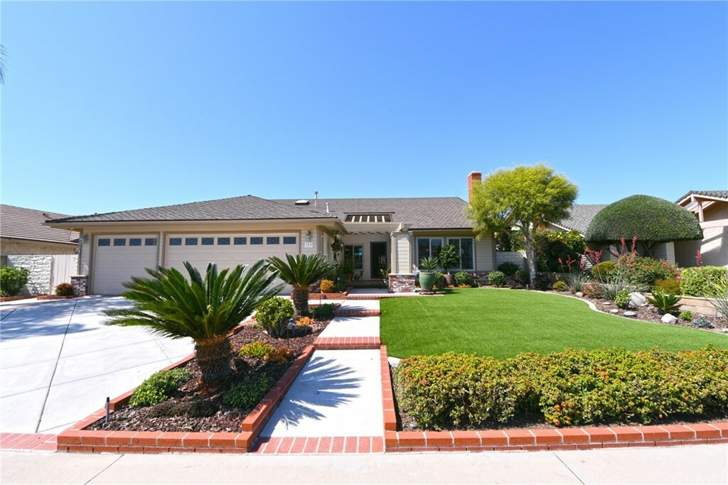 Property Photo:  319 Teton Circle  CA 92870 