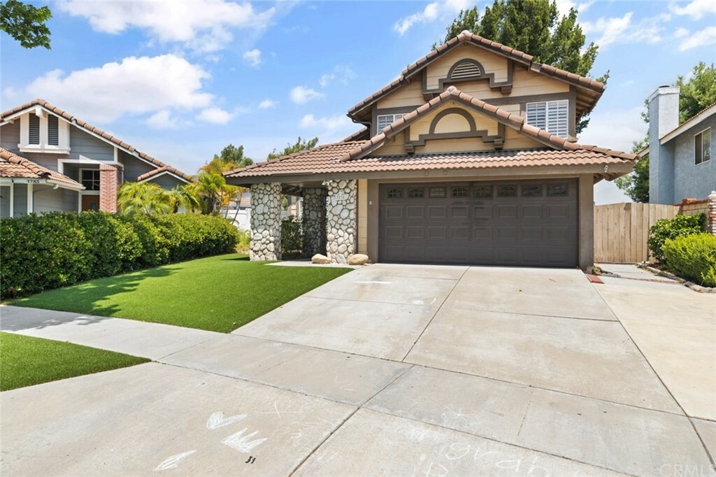 Property Photo:  3275 Sagewood Lane  CA 92882 