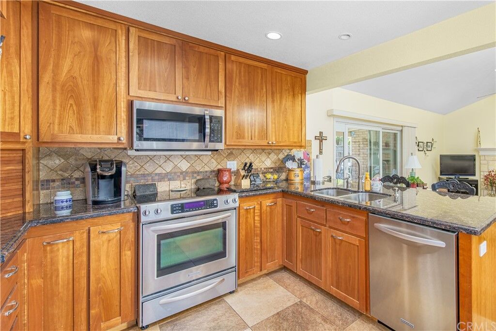 Property Photo: 936 Diamond Drive CA 93455