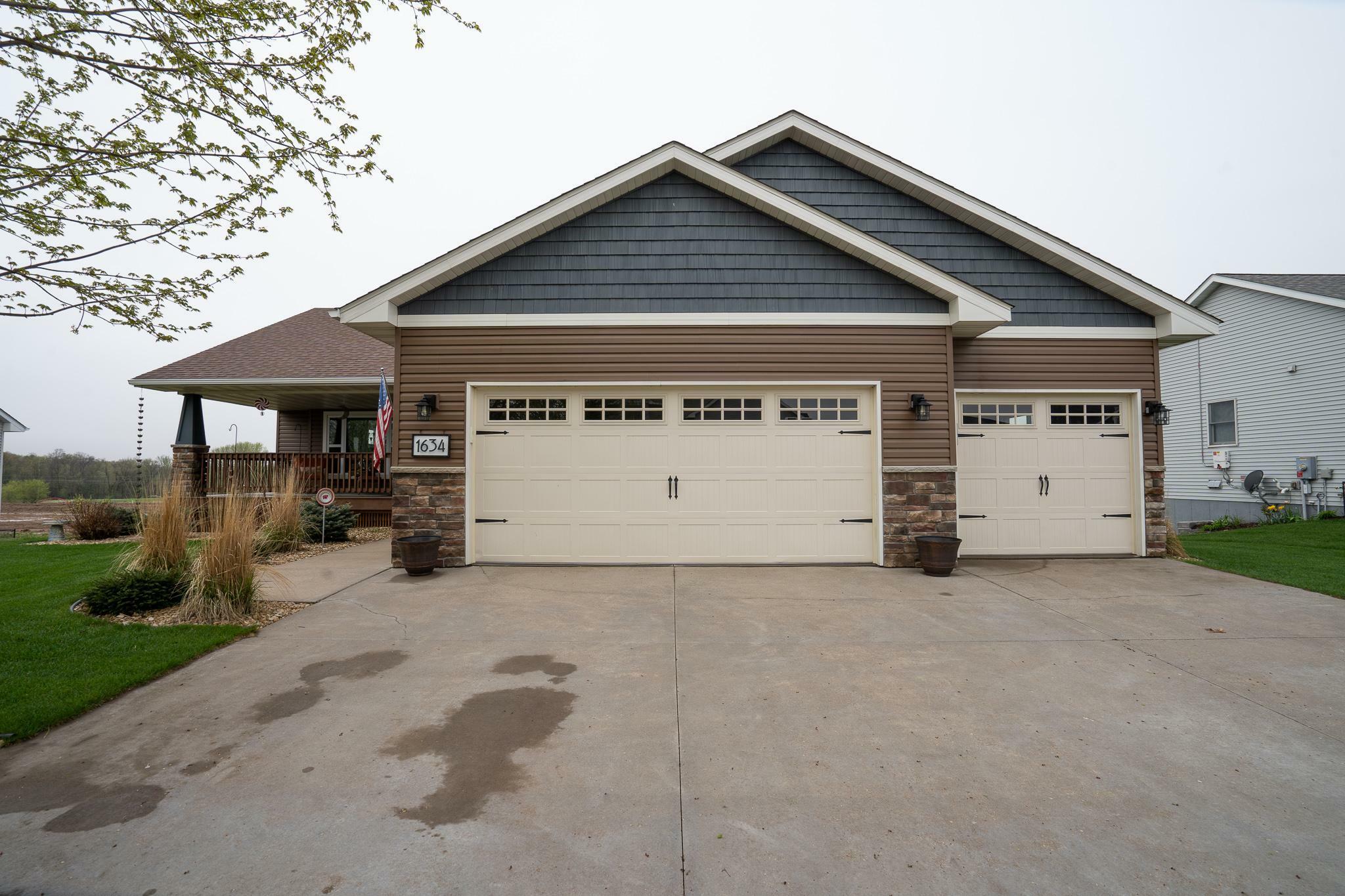 Property Photo: 1634 Possum Way WI 54017