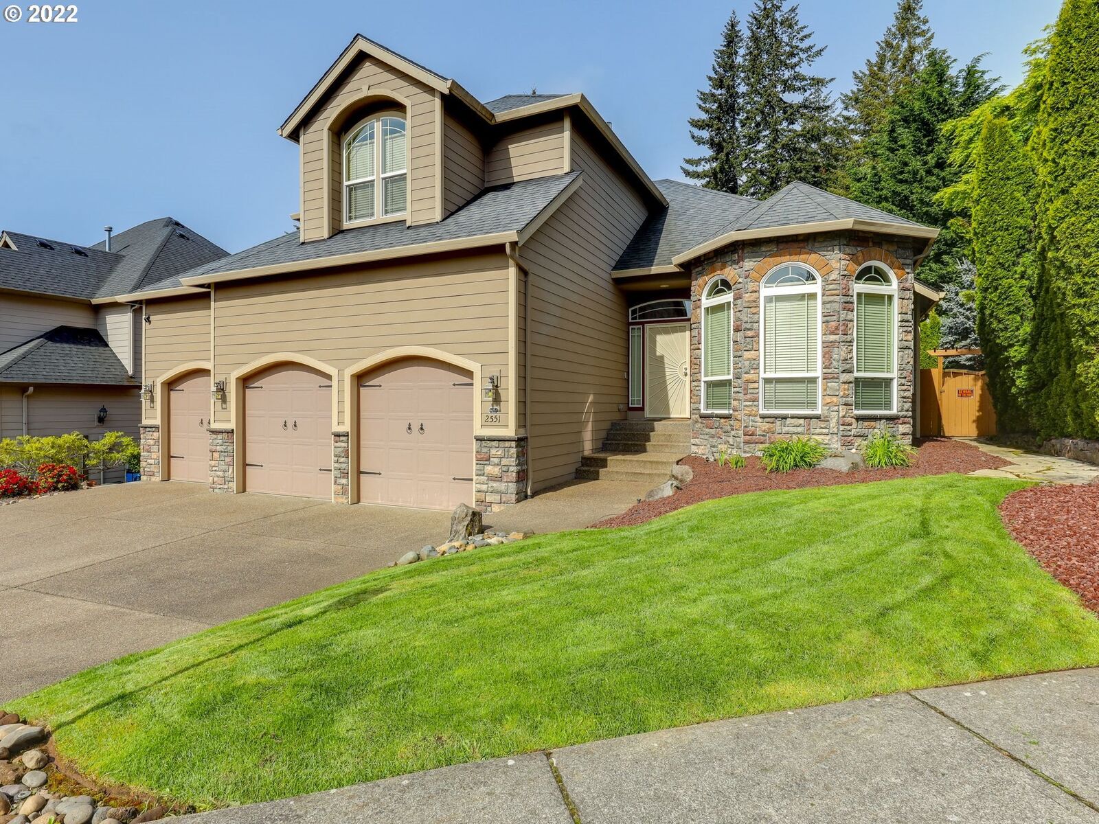Property Photo:  2551 33rd Ct  WA 98671 