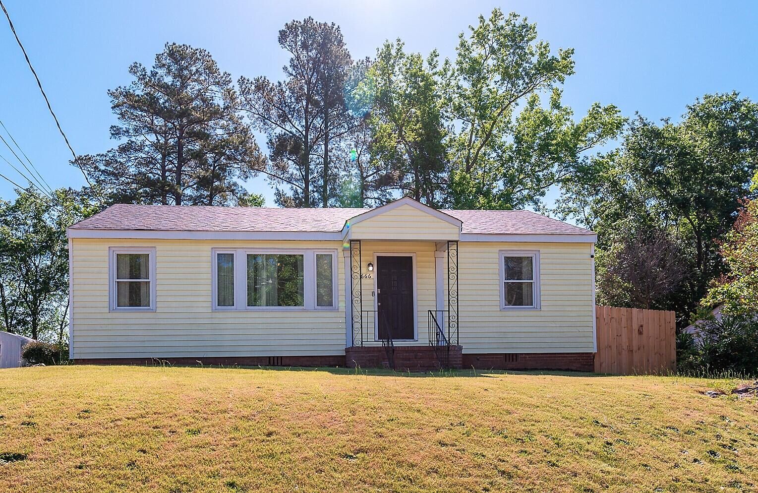 Property Photo: 666 Lorraine Drive SC 29841