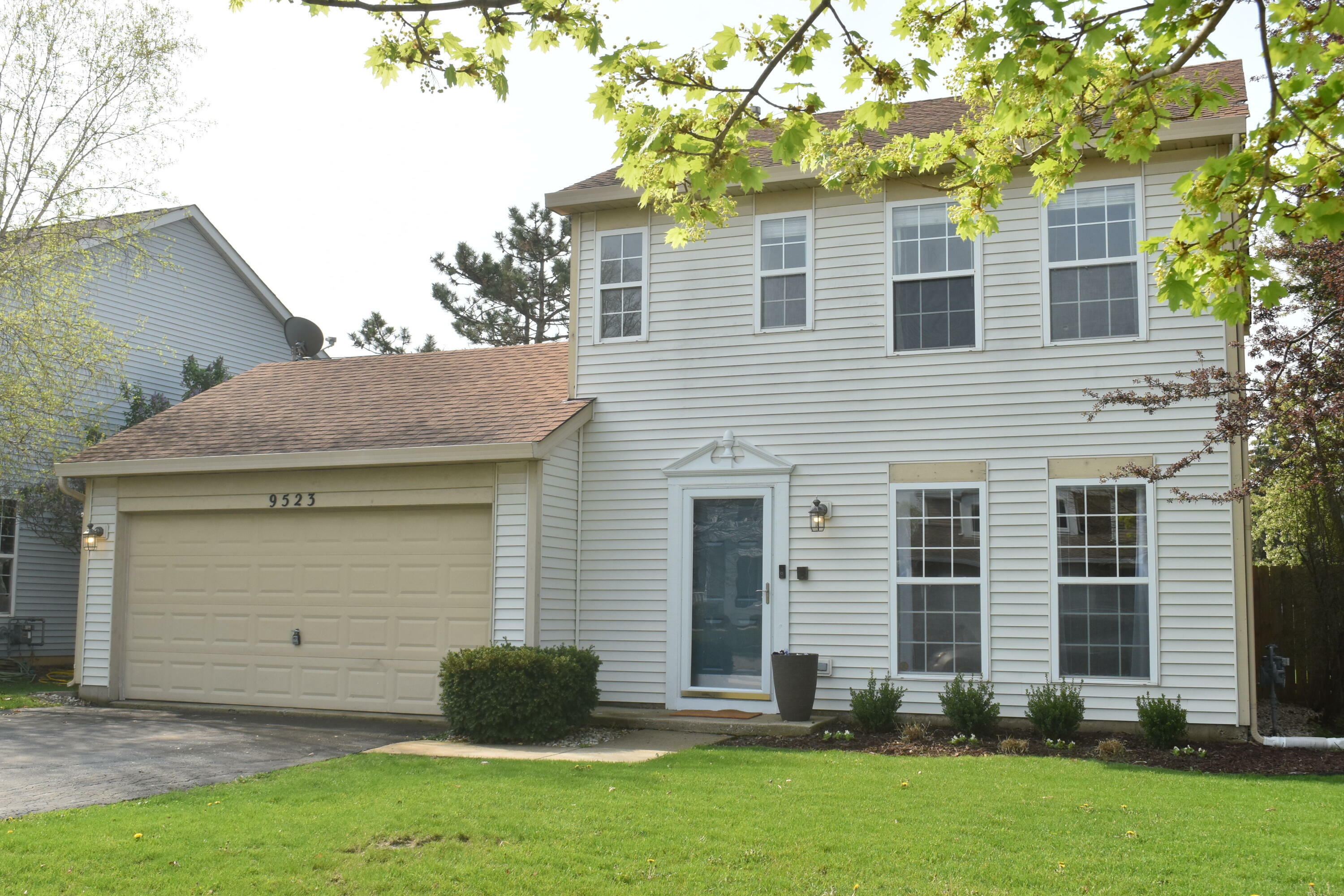 Property Photo: 9523 74th St WI 53142