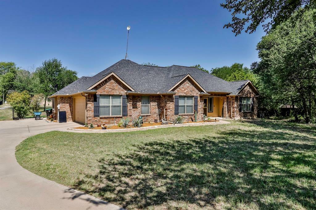 Property Photo:  145 Miramar Circle  TX 76085 