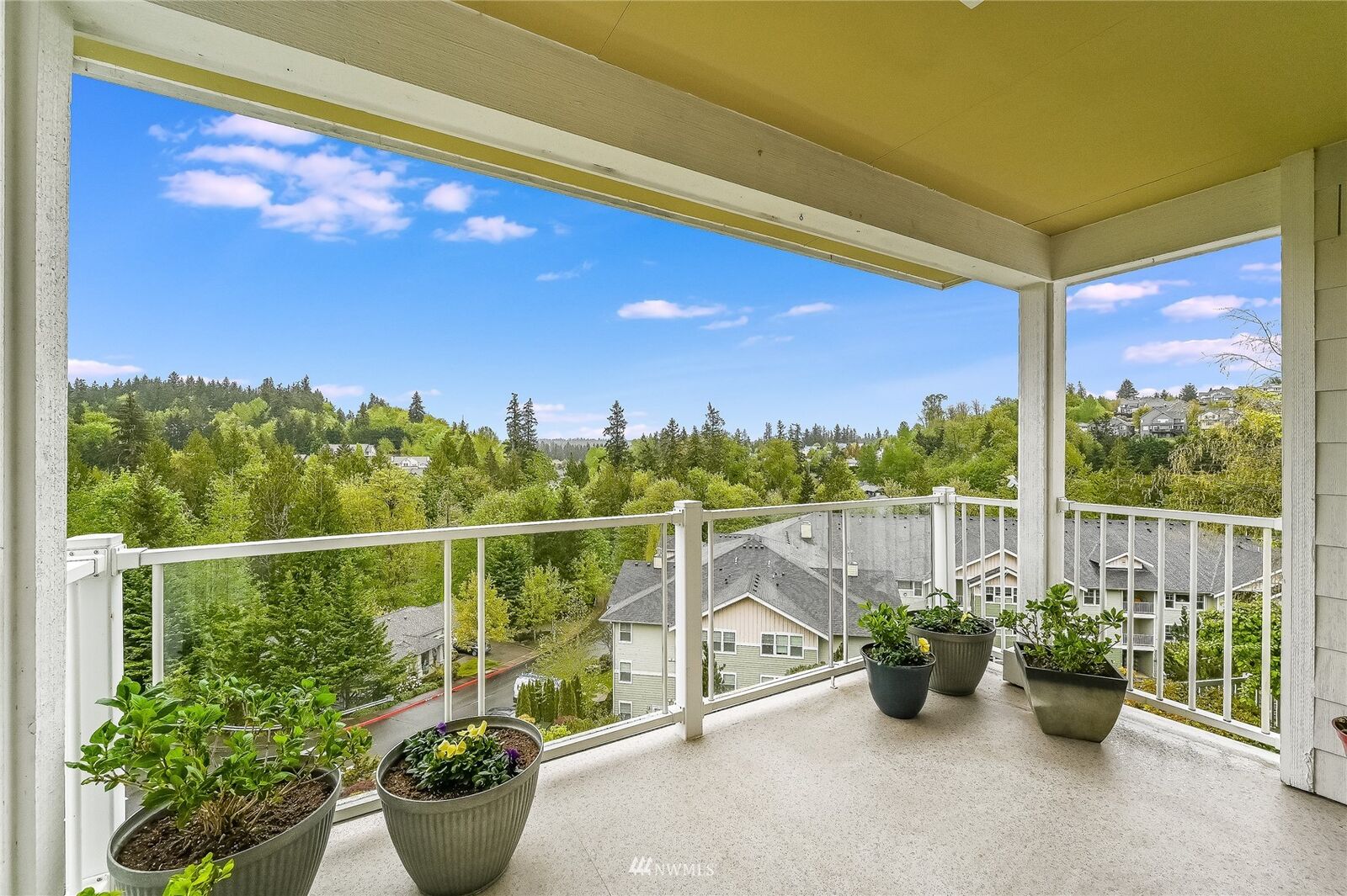 Property Photo:  4522 226th Terrace SE  WA 98029 
