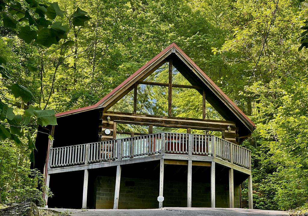 1138 Alpenrose Road  Gatlinburg TN 37738 photo