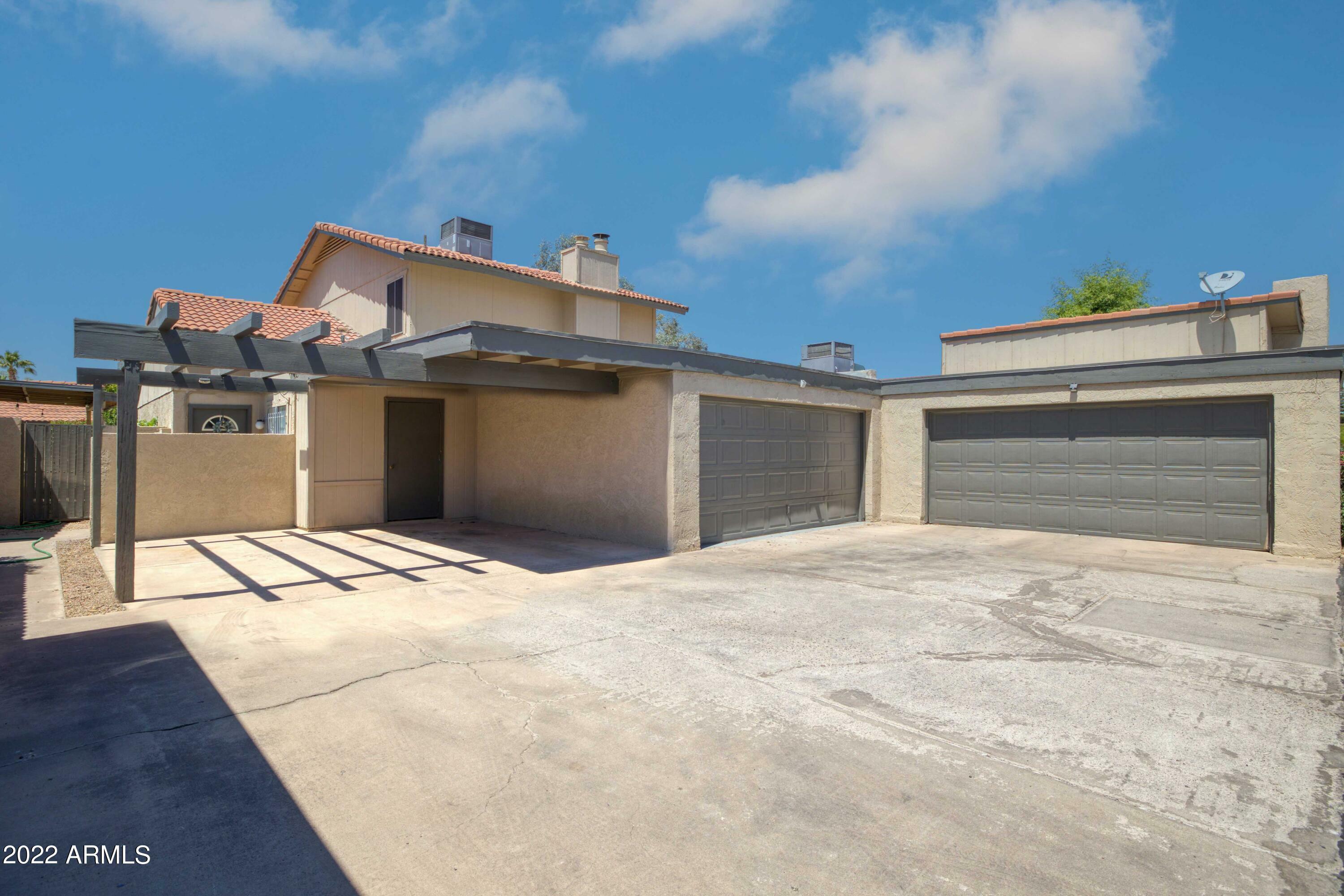 Property Photo:  15215 N 25th Drive 2  AZ 85023 