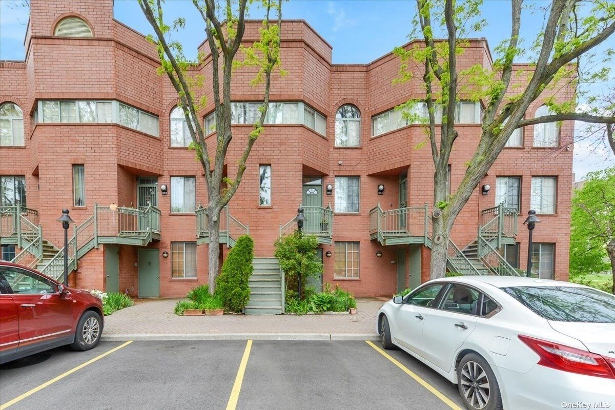 Property Photo:  598 Louisiana Avenue 3  NY 11239 