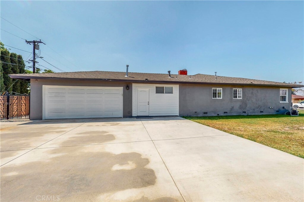 Property Photo:  758 N Citron Street  CA 92805 