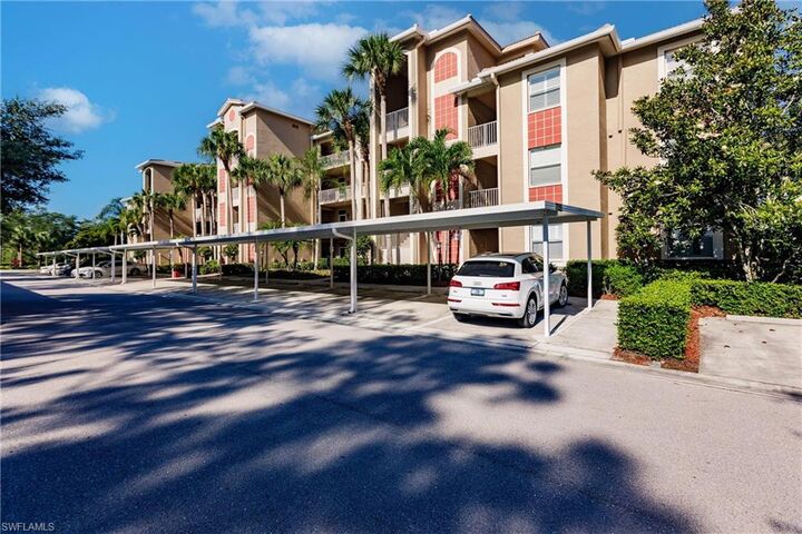 7515 Stoneybrook Dr 842  Naples FL 34112 photo