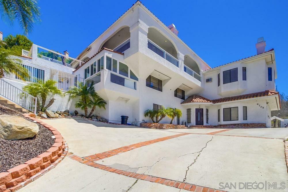 Property Photo: 9705 Kenora Ln CA 91977