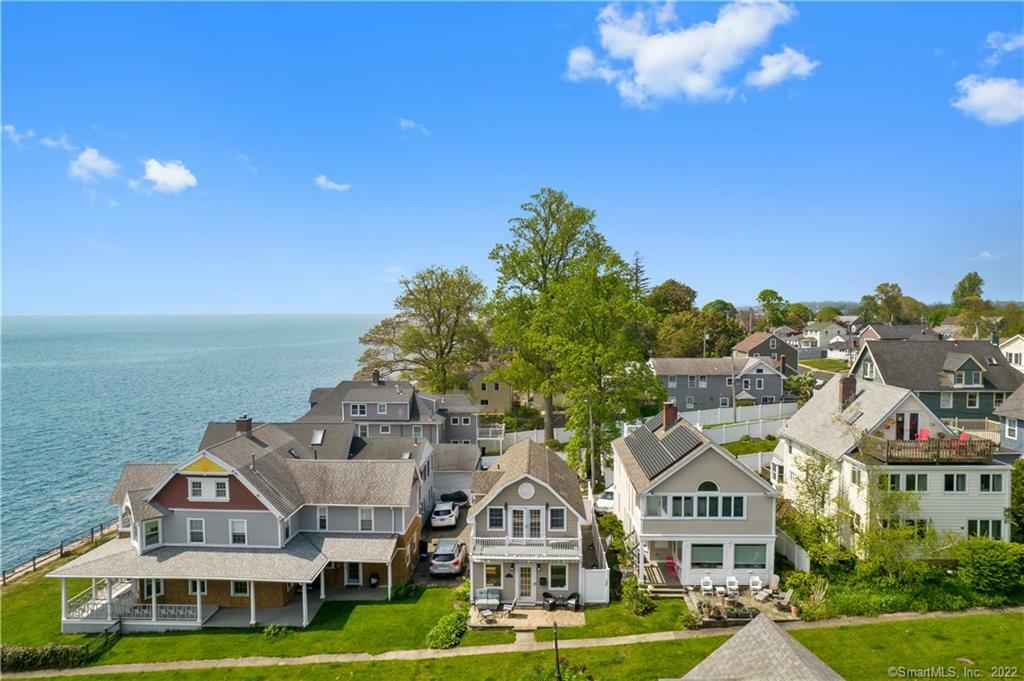 Property Photo: 7 Woody Crest CT 06516