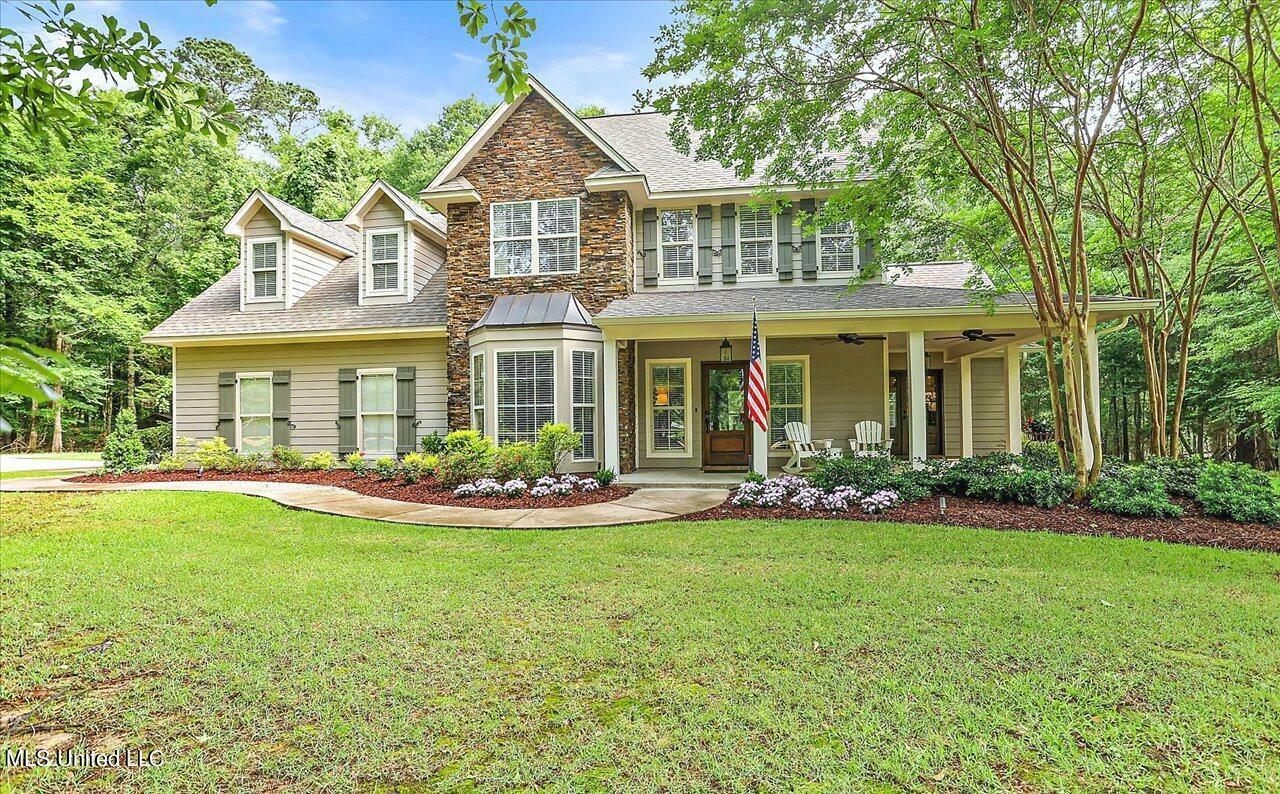 Property Photo:  328 Ingleside Drive  MS 39110 