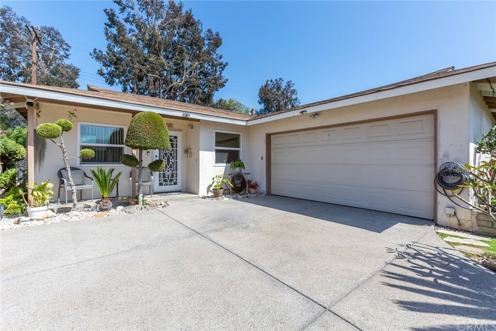 Property Photo:  20806 Orchard Avenue  CA 90502 