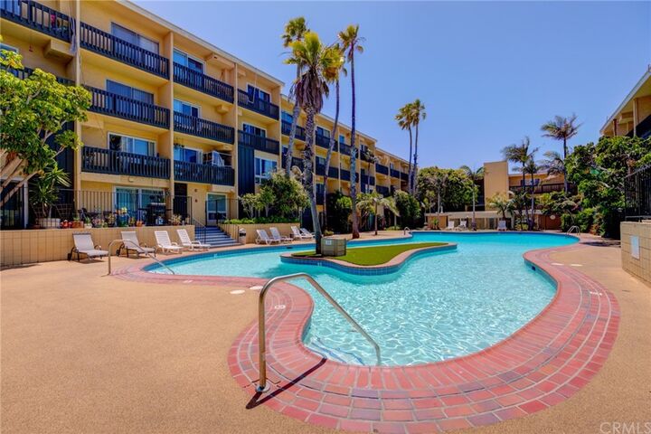 Property Photo: 770 W Imperial Avenue 98 CA 90245