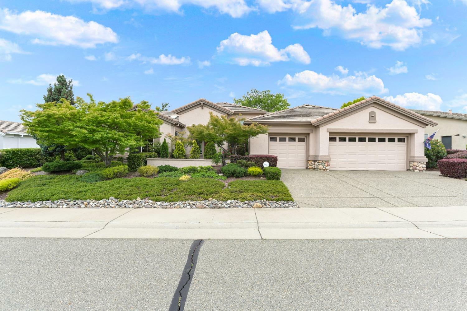 Property Photo:  2130 Briarcliff Lane  CA 95648 