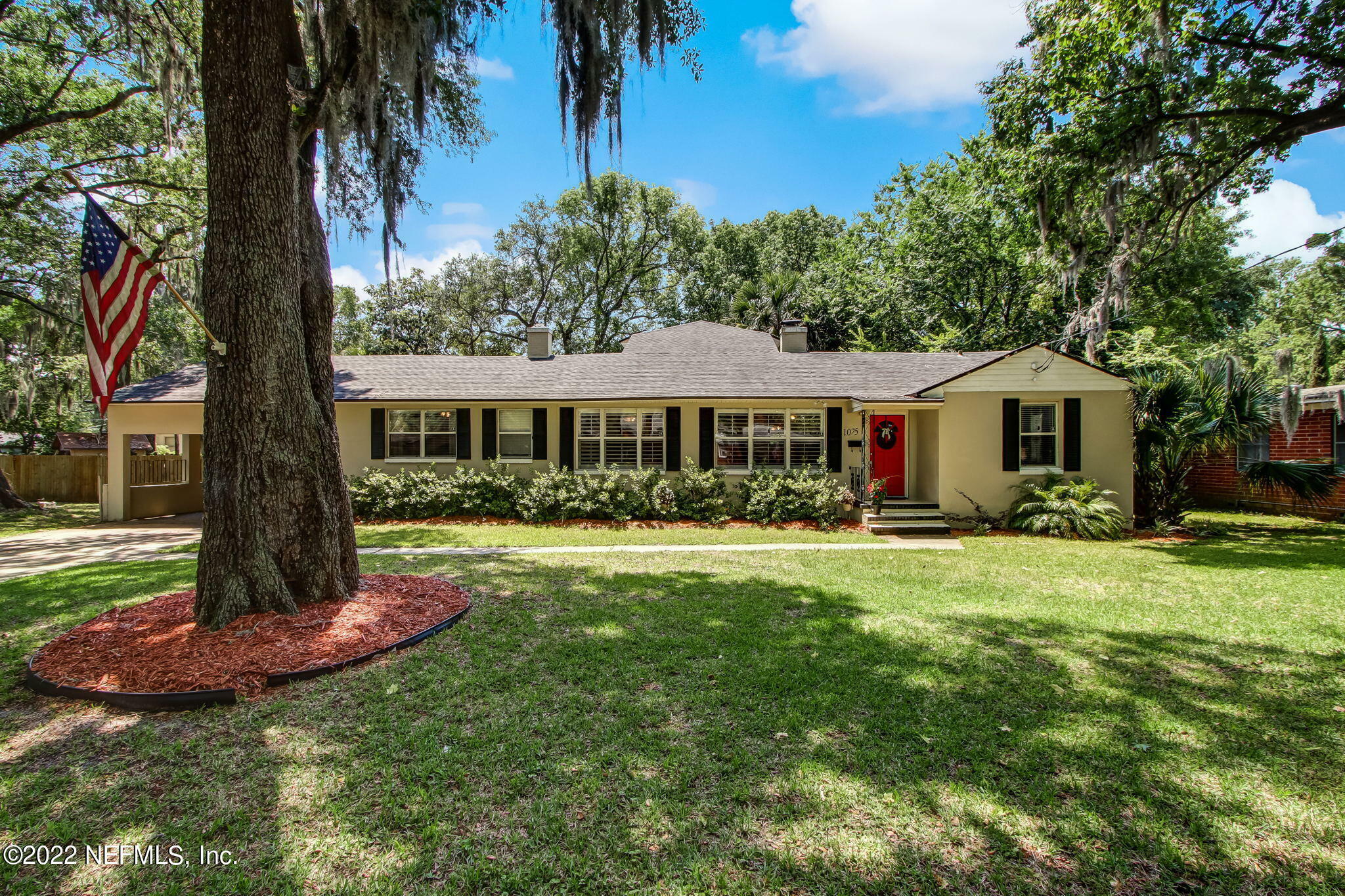 Property Photo:  1025 Brierfield Drive  FL 32205 