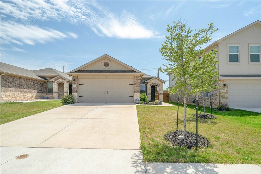 Property Photo:  125 Frederick Drive  TX 78626 