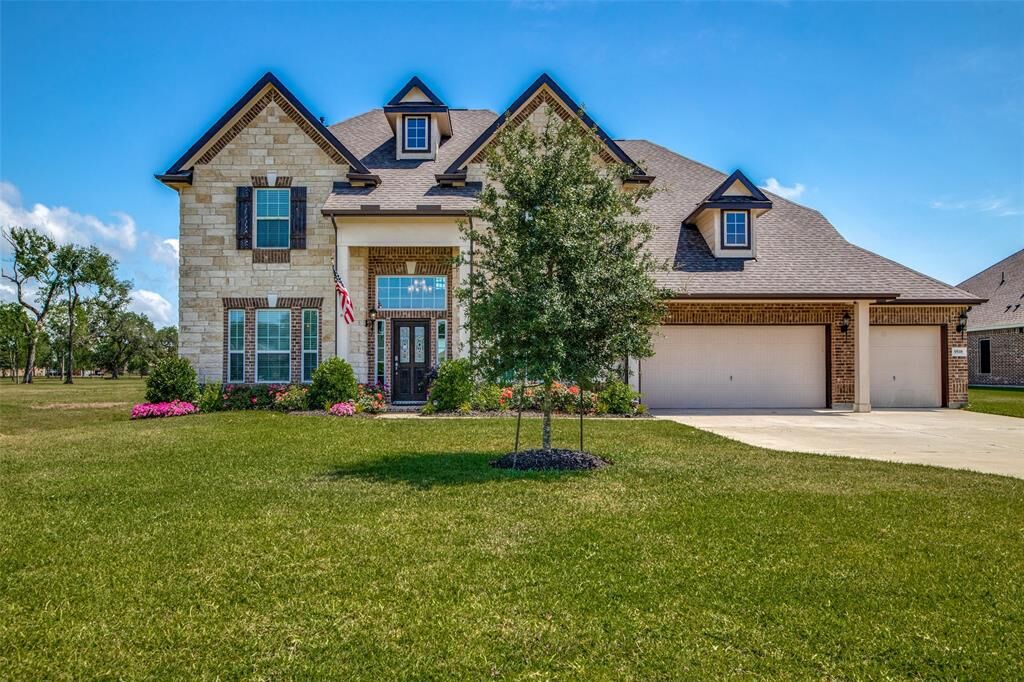 Property Photo: 9518 Windsong Drive TX 77523