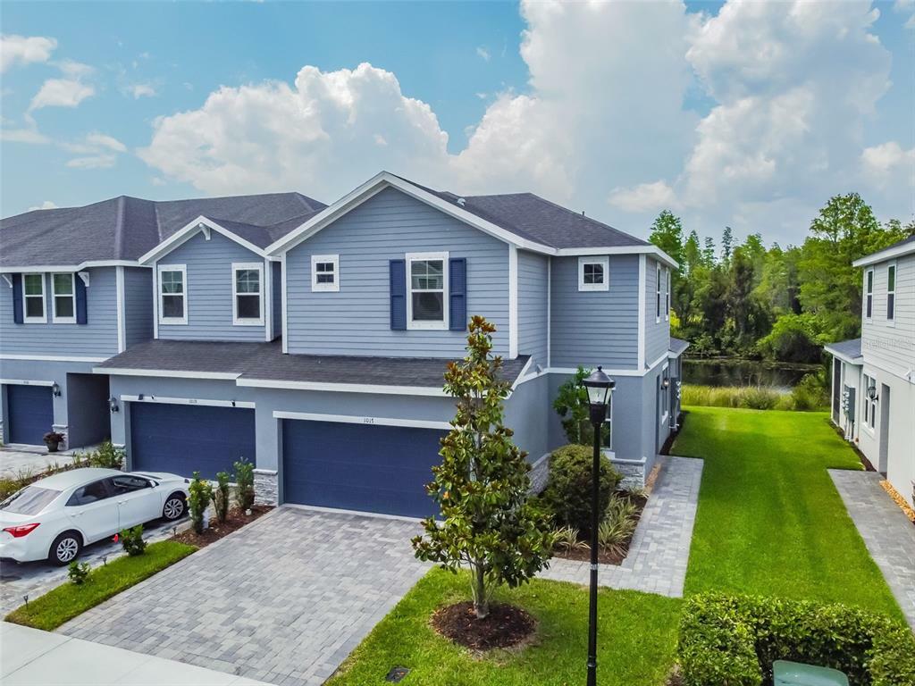 Property Photo: 1017 Orchard Arbour Court FL 33613
