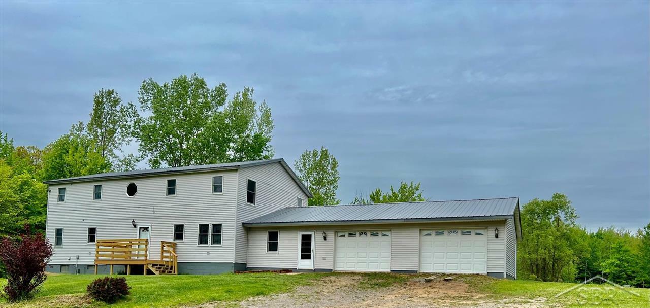 Property Photo:  11645 E Parks Road  MI 48662 