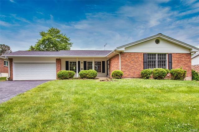 Property Photo:  461 Ivywood Drive  MO 63011 