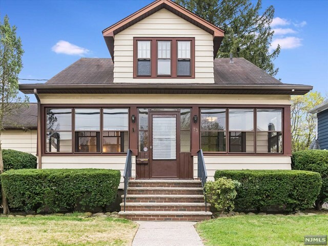 Property Photo:  73 Ferndale Avenue  NJ 07452 