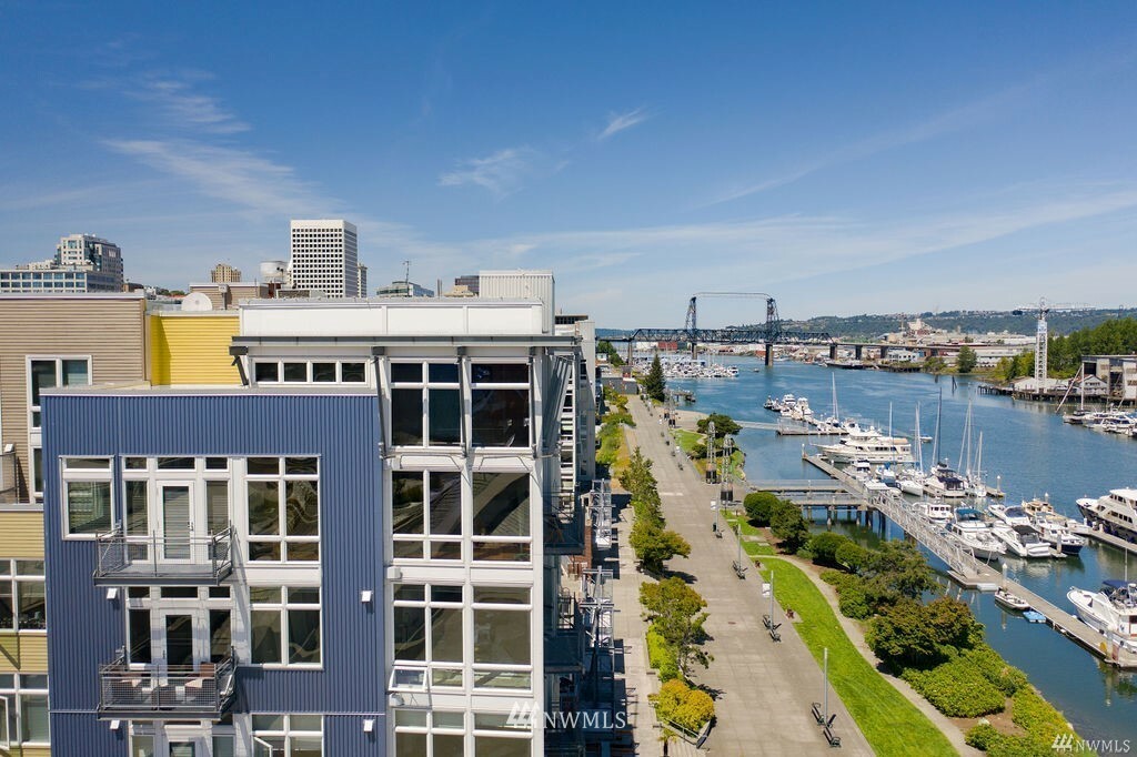 Property Photo:  1705 Dock Street 535  WA 98402 