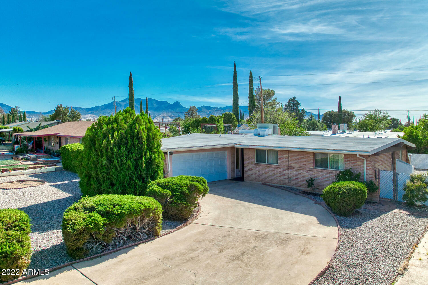 Property Photo: 233 E Martin Drive AZ 85635
