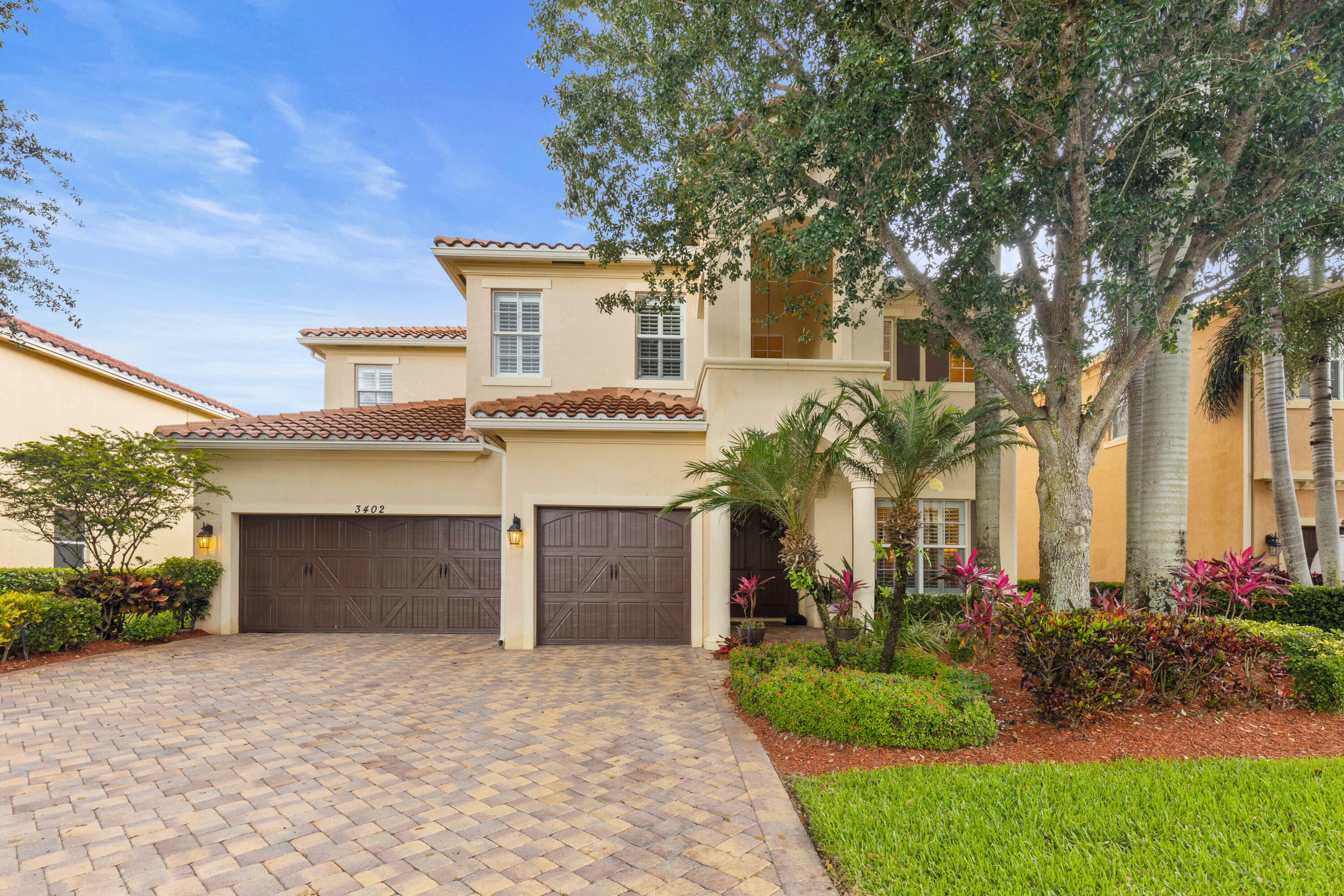 Property Photo:  3402 Vanderbilt Drive  FL 33414 