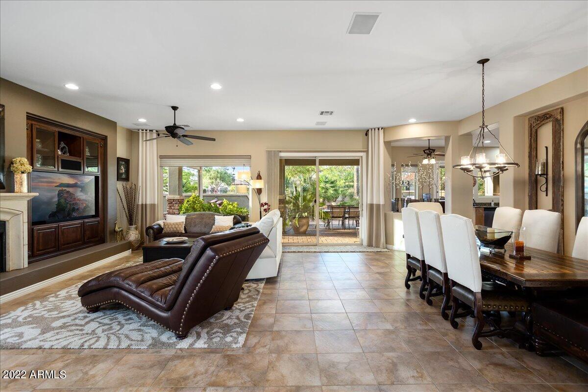 Property Photo:  13232 W Los Bancos Drive  AZ 85375 