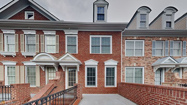 5907 Waters Edge Trail  Roswell GA 30075 photo