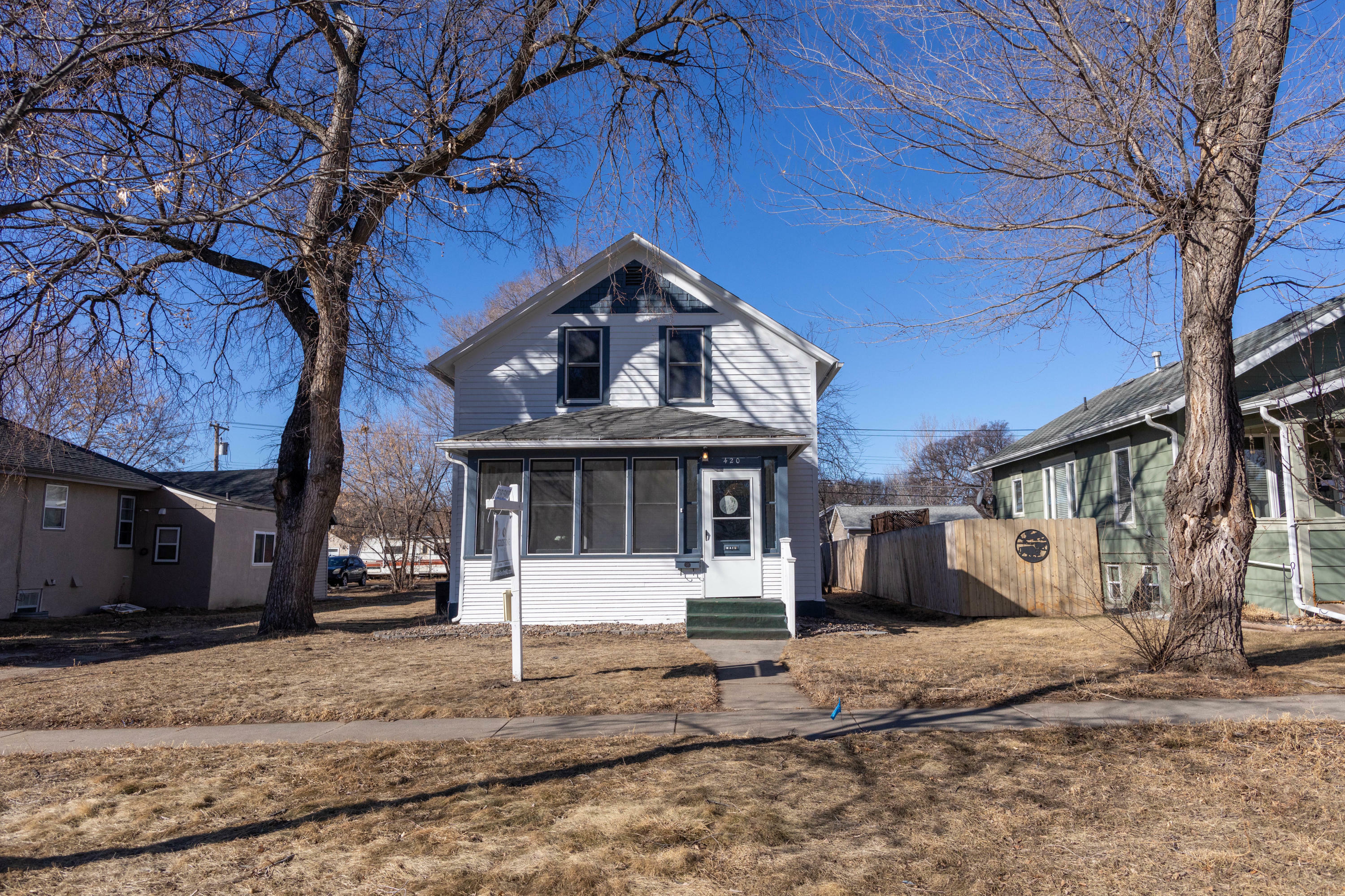 Property Photo:  420 N 15th Street  ND 58501 