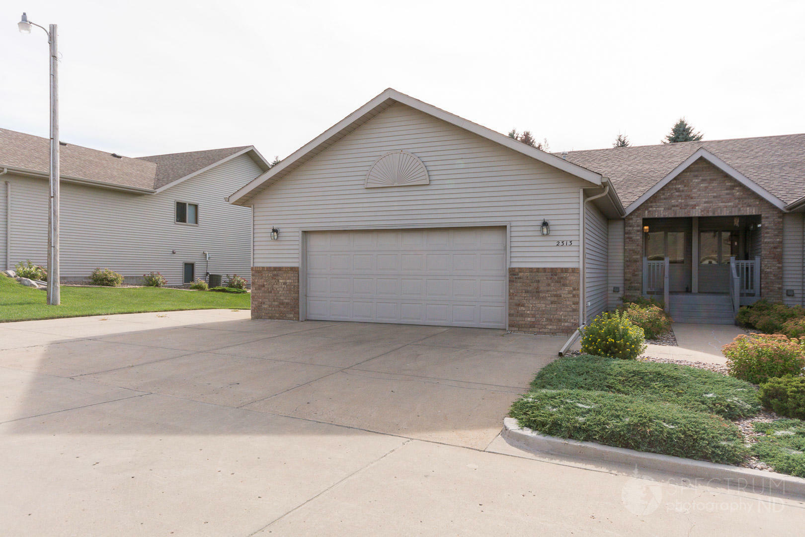 Property Photo:  2313 Hoover Avenue  ND 58501 