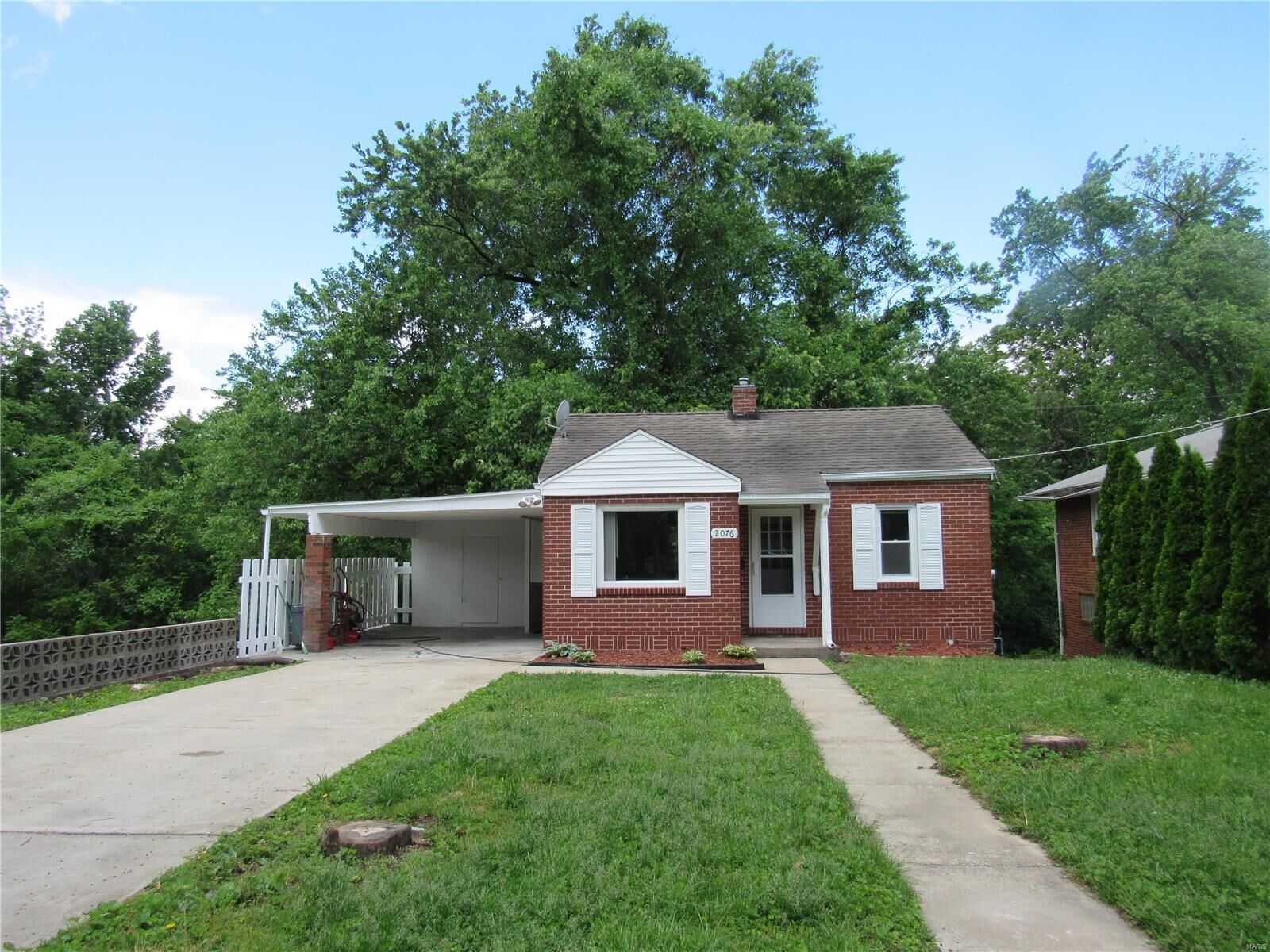 Property Photo: 2076 Dunnegan IL 62002