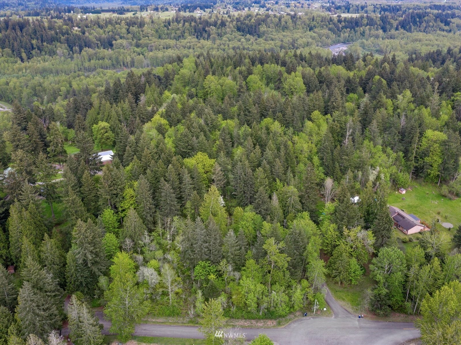 Property Photo: 47 Xx Bridget Avenue SE WA 98092